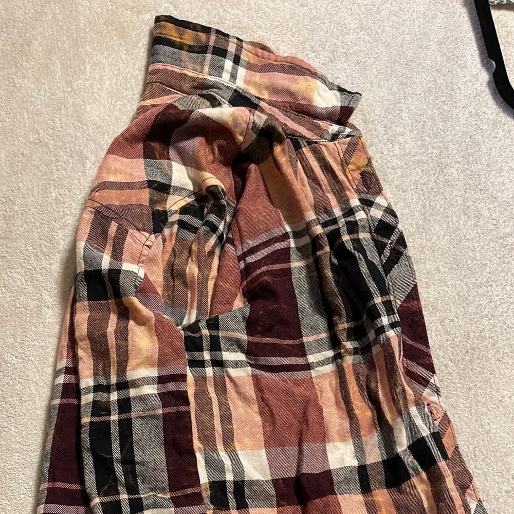 Bleached Plaid Longsleeve